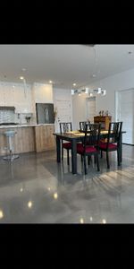 Grand 4 et demi+ bureau avec électroménagers inclus - Photo 3