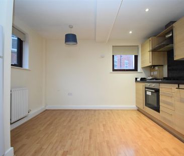 Moore, Woodlands Village, Sandal - Photo 5