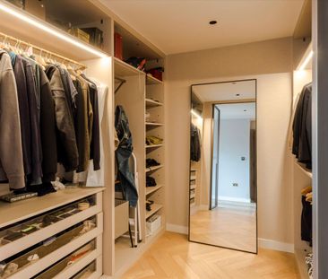 An exquisite and brand-new three bedroom apartment offering a perfect blend of contemporary design and luxury living. - Photo 1
