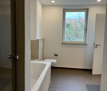 Moderne 4-Zimmerwohnung mit Wintergarten - Photo 1