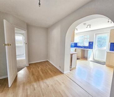 3 bedroom house to rent - Photo 2