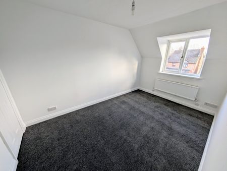 A 3 Bedroom Terraced - Photo 5