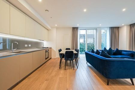 4 bedroom flat to rent - Photo 3