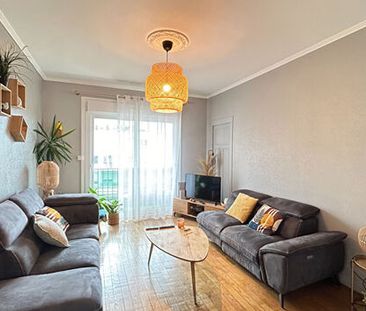 Appartement 4 pièces 92m2 REIMS 955 euros - Photo 2