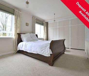 St. Marys, Chalford, Stroud, Gloucestershire, GL6 - Photo 4