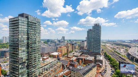 For Lease - 35 Parliament Street Unit# 2413, Toronto, Ontario - Photo 3