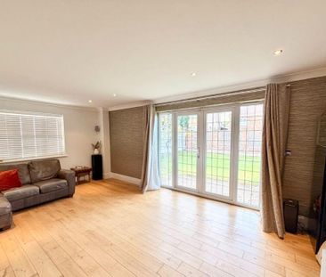 3 bedroom detached house to rent - Photo 2