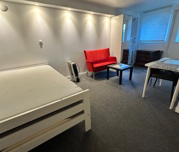 Solfagravägen, Huddinge - Photo 2