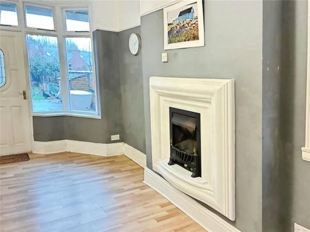 3 bedroom semi-detached house to rent - Photo 4