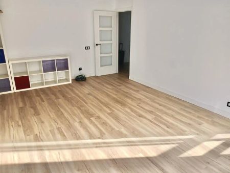 Piso de alquiler en Carrer de Ramon y Cajal, Camp d'en Serralta - Photo 3