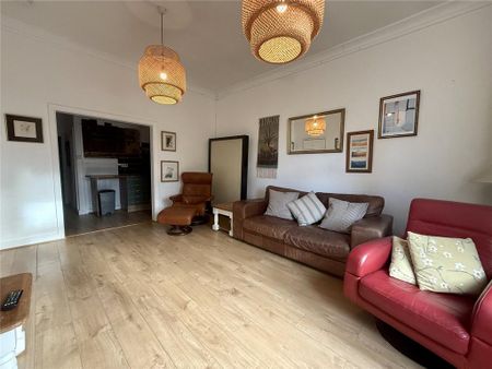 2 bedroom apartment to rent - Photo 2