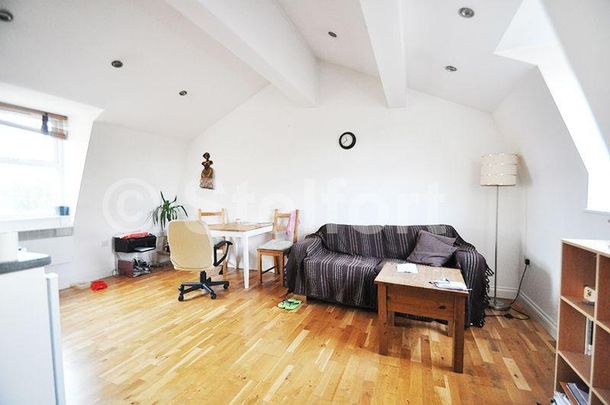 1 bedroom apartment to rent - Photo 1