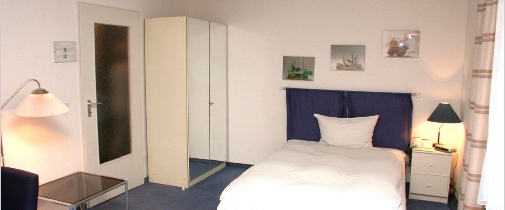 1 Zimmer in Düsseldorf - Photo 1