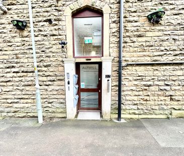 96 Watery Lane, Darwen - Photo 1