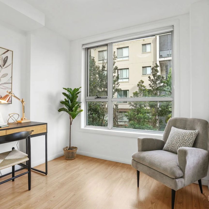Modern One-Bedroom Apartment with Study in a Convenient Carlingford Location - Photo 1
