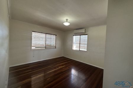 Three Bedroom High-Set Home - Photo 3