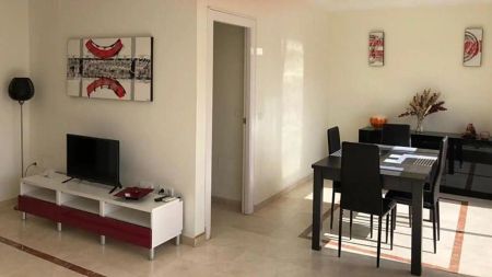 Dúplex de alquiler en Puerto de Estepona - Foto 5