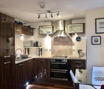 2 bedroom apartment to rent - Photo 4