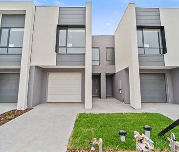 Contemporary Comfort in the Heart of South Morang - Photo 2