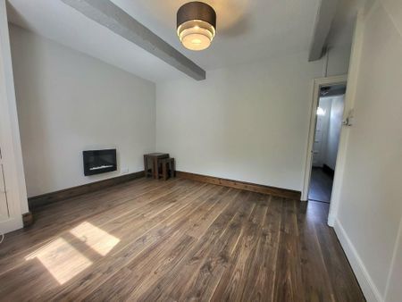 2 bedroom terraced house to rent - Photo 5