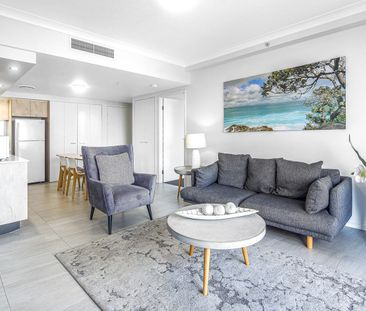 Fully Renovated, Furnished 2-Bedroom Apartment in the Heart of Surf... - Photo 3