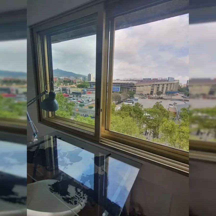 Room in a shared 6-bedroom apartment for rent in La Maternitat i Sant Ramon, spaces available for tenants aged appropriately. - Foto 1