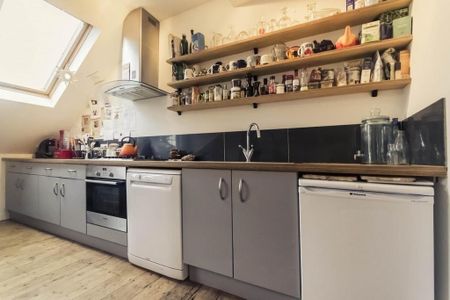 2 bedroom flat to rent - Photo 5