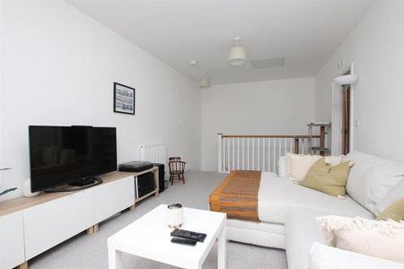 2 bedroom house to rent - Photo 2