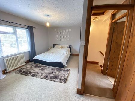 2 bedroom semi-detached house to rent - Photo 3