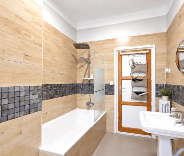 Room in a shared 5-bedroom apartment for rent in Universidad, all bills included and perfect for everyone. - Foto 5