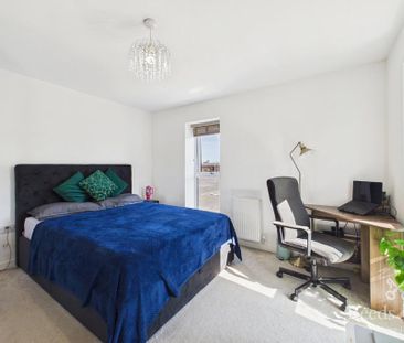 2 bedroom end of terrace house to rent - Photo 5