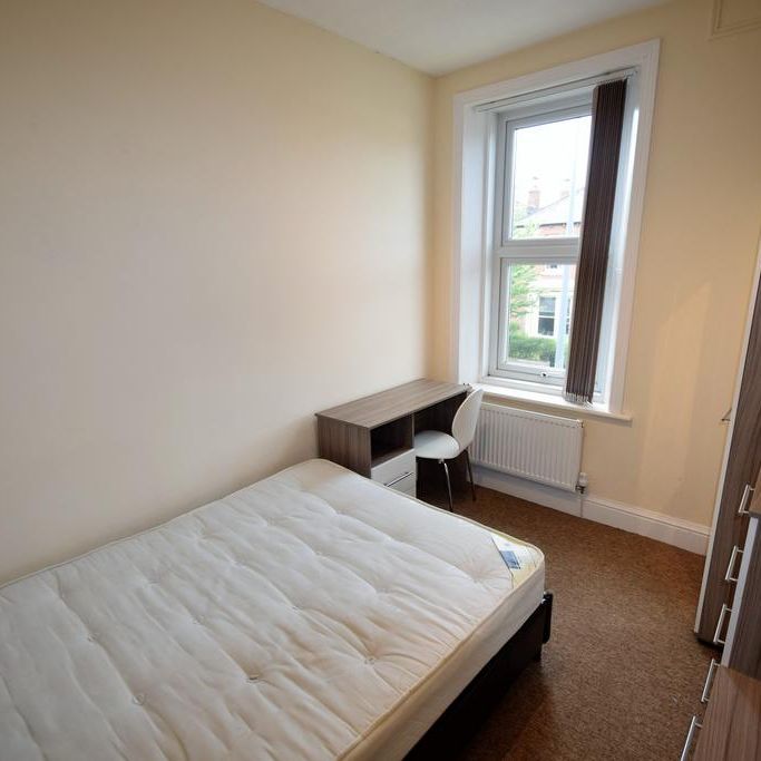 1 bedroom in a house share to rent - Photo 1