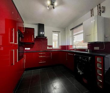 2 bedroom semi-detached bungalow to rent - Photo 6