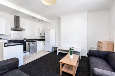 5 bedroom maisonette to rent - Photo 3