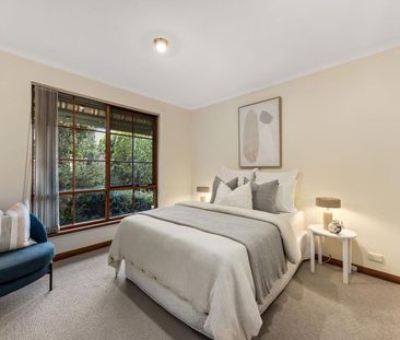 SPACIOUS TWO BEDROOM HOMETTE **6 MONTH LEASE ONLY** - Photo 1