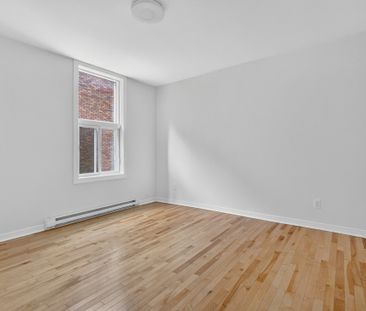 1904 - 1914 Rue St-Clément, H1V 3E6, Montréal - Photo 2