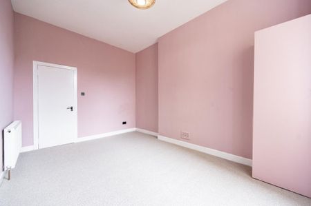 1 bedroom ground floor flat to rent - Photo 3