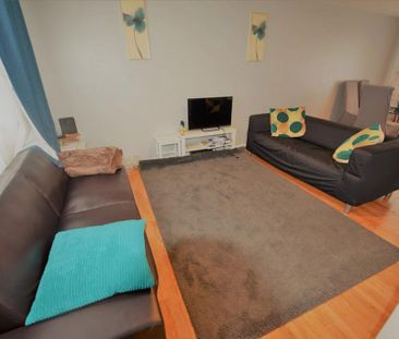 5 bedroom house to rent - Photo 1