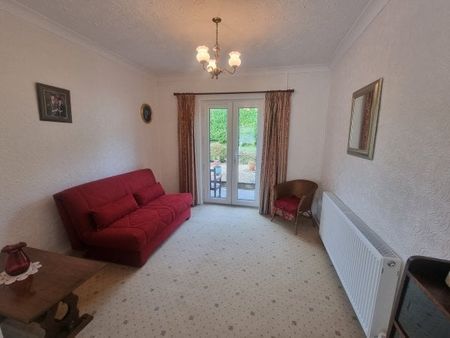 Clos Yr Hendre, Ammanford, SA18 - Photo 4