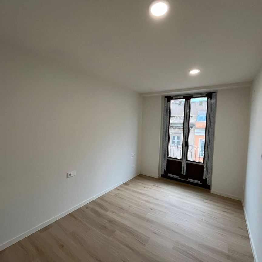 Piso de alquiler en Sta Anna, 54, Centre - Photo 1