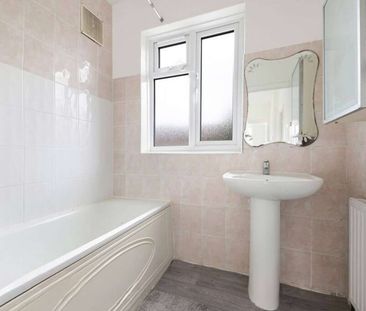 Barnsbury Close Room 4 - Photo 2