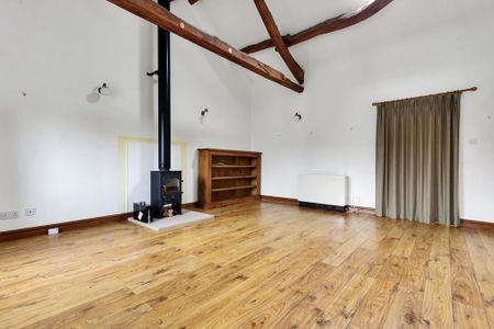 2 bedroom barn conversion to rent - Photo 5