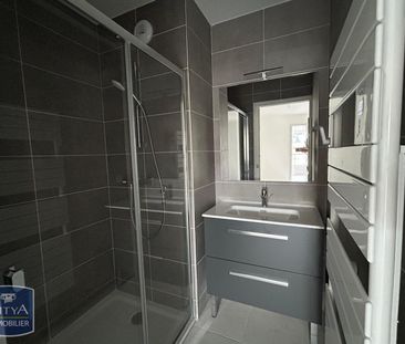 Location Appartement 3 pièces 92m² NICE 06000 - Photo 4