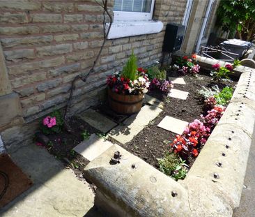 Holme Street, Liversedge, WF15 - Photo 2