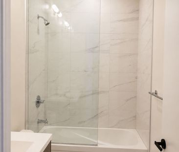 For Lease - 28 Interchange Way, Vaughan, Ontario - Photo 5