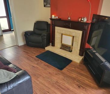 64 Brownlow Terrace, Lurgan, Craigavon, BT67 9AU - Photo 2