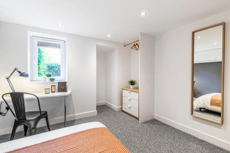 1 bedroom in a house share to rent - Photo 3