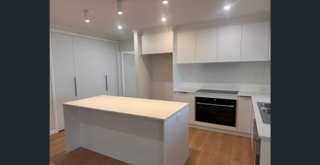 Three Bedroom Home Located In Pinnacle Estate - Photo 4