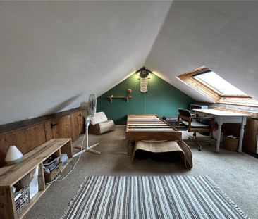 4 bedroom end of terrace house to rent - Photo 6