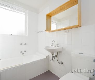 5/24 Hawksburn Road, South Yarra - Photo 6